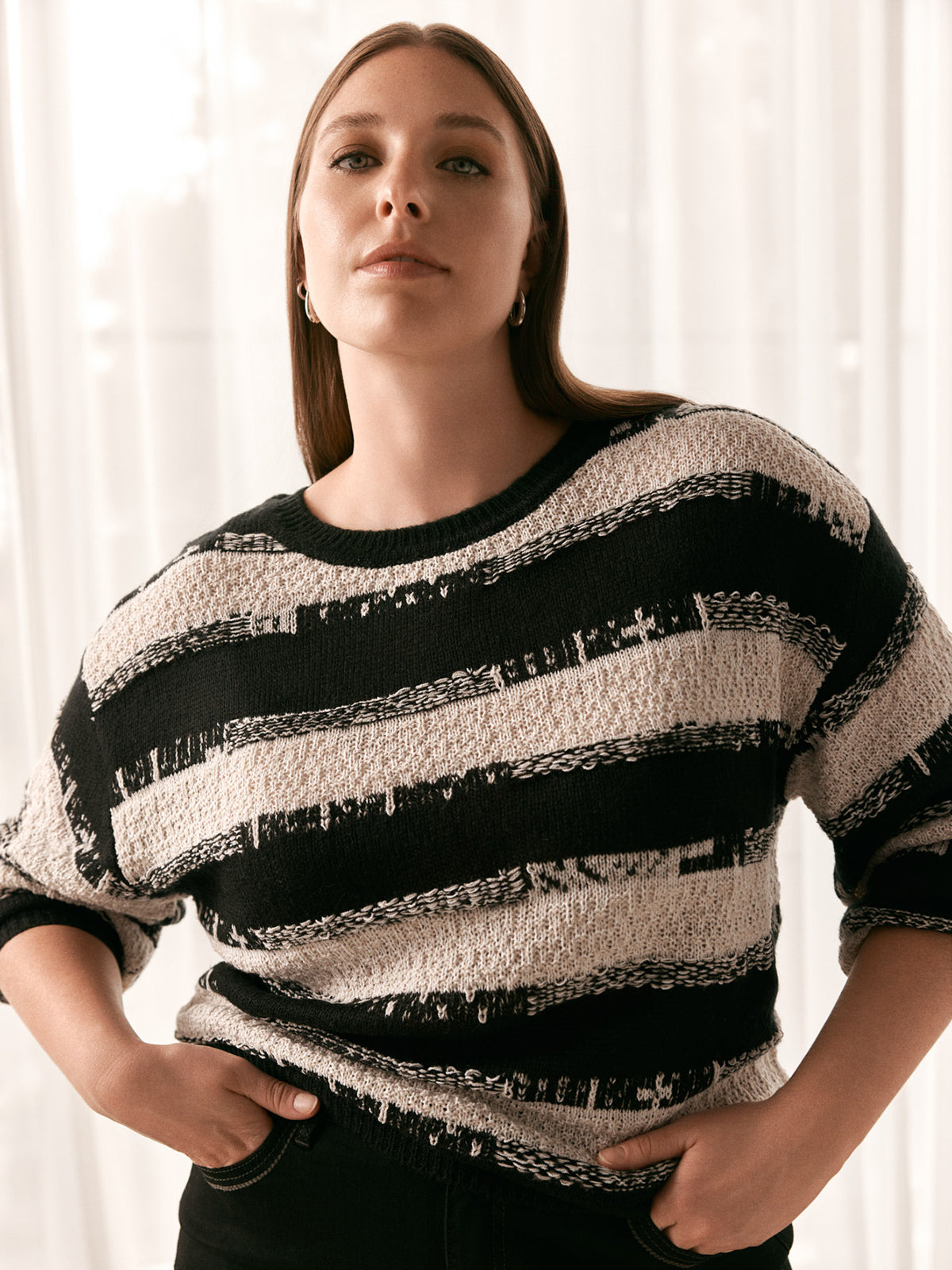 Long-sleeve loose pullover sweater