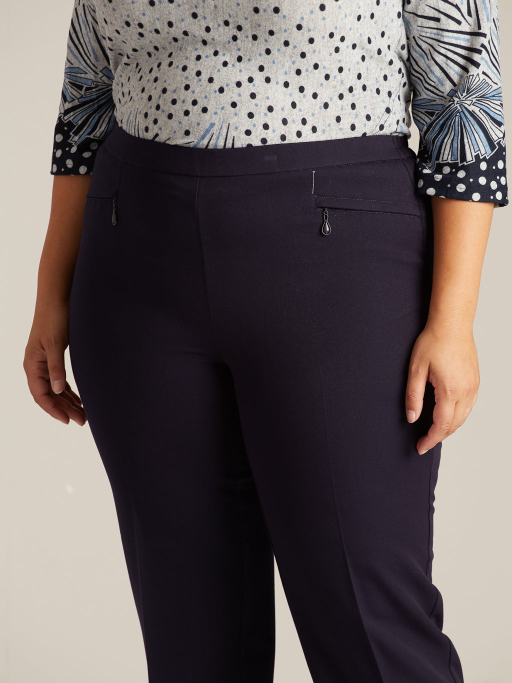 Pantalon habillé droit semi-ajusté à enfiler - Petite