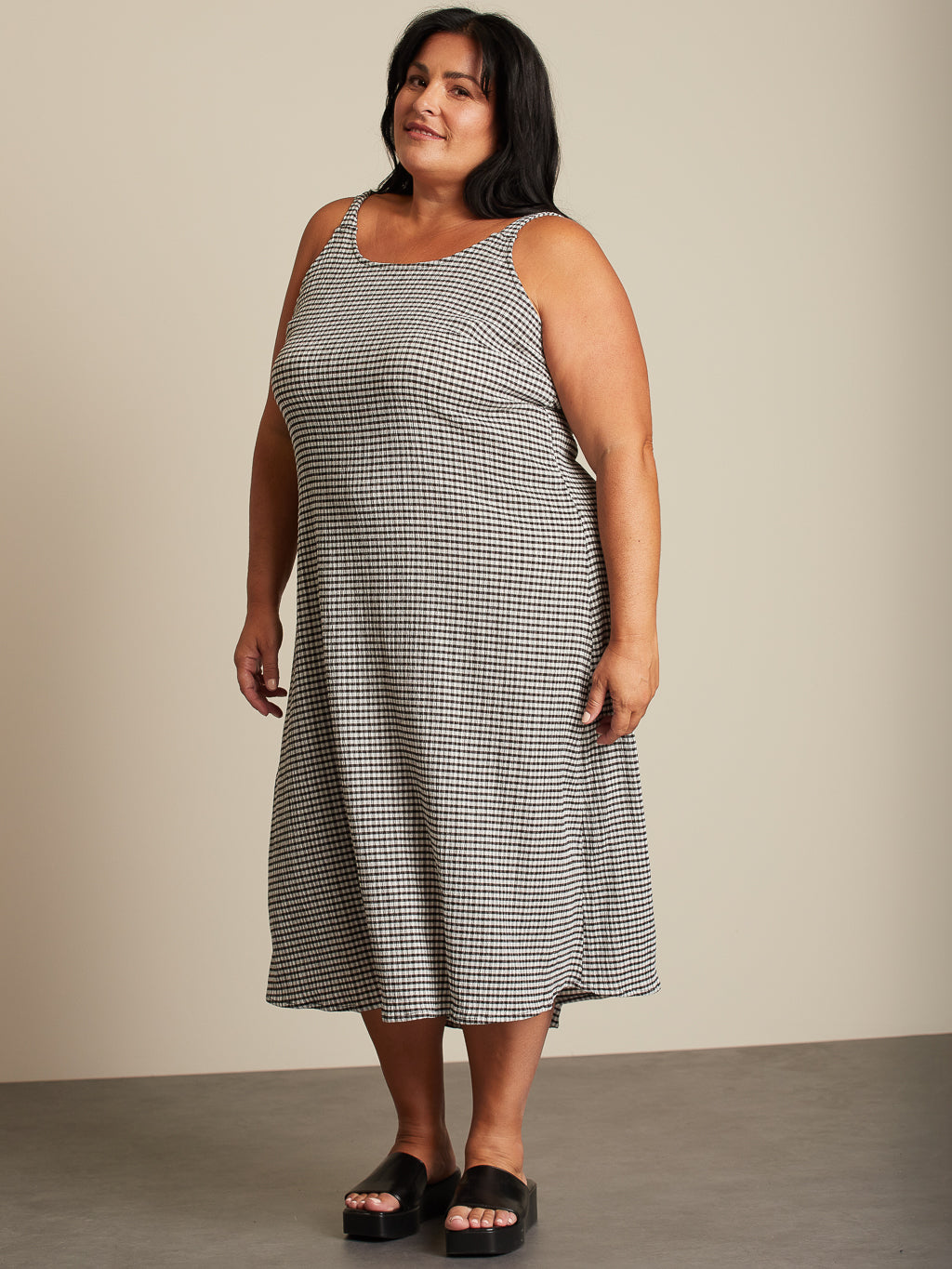 A line midi dress