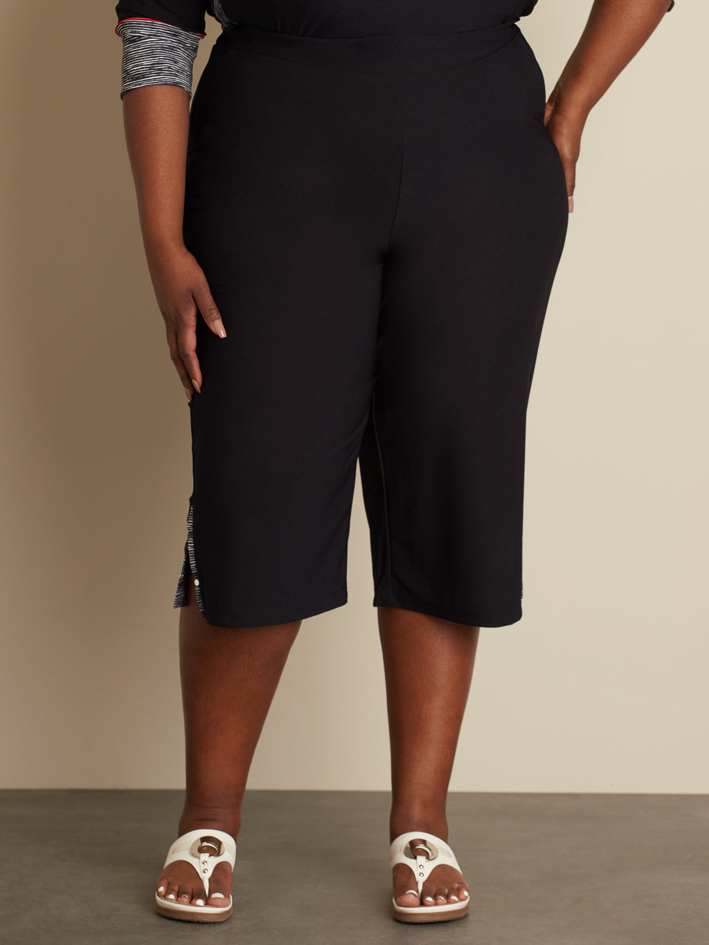 Flared pull-on gaucho pant