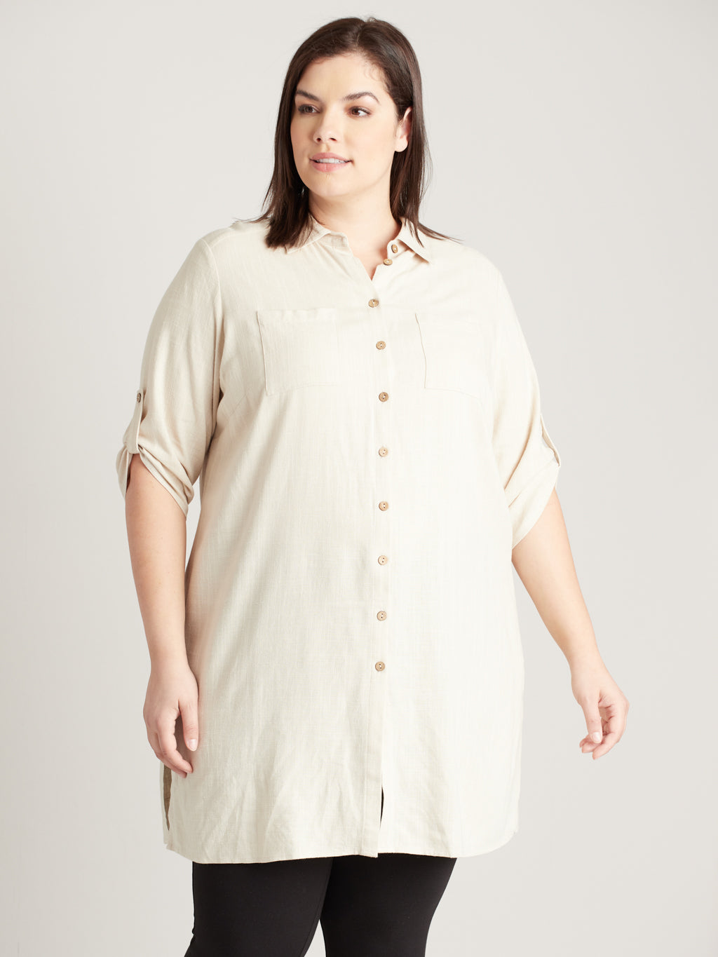 3/4-sleeve semi-fitted tunic with buttons