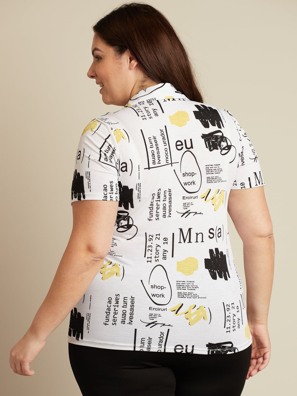 T-shirt semi-ajusté avec col polo