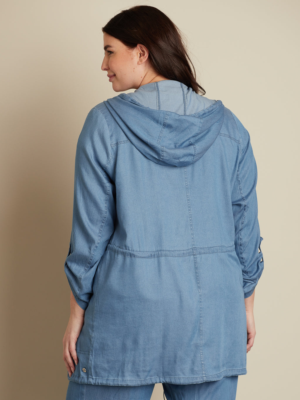 Veste emple avec cordon de serrage et capuchon