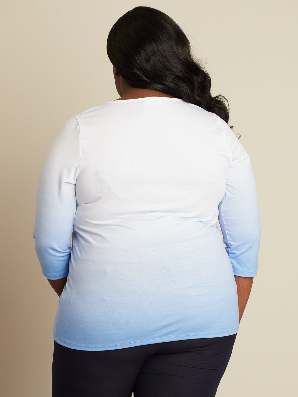 3/4-sleeve semi-fitted t-shirt