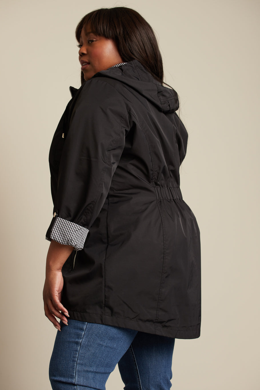 Hooded raincoat with contrasting details