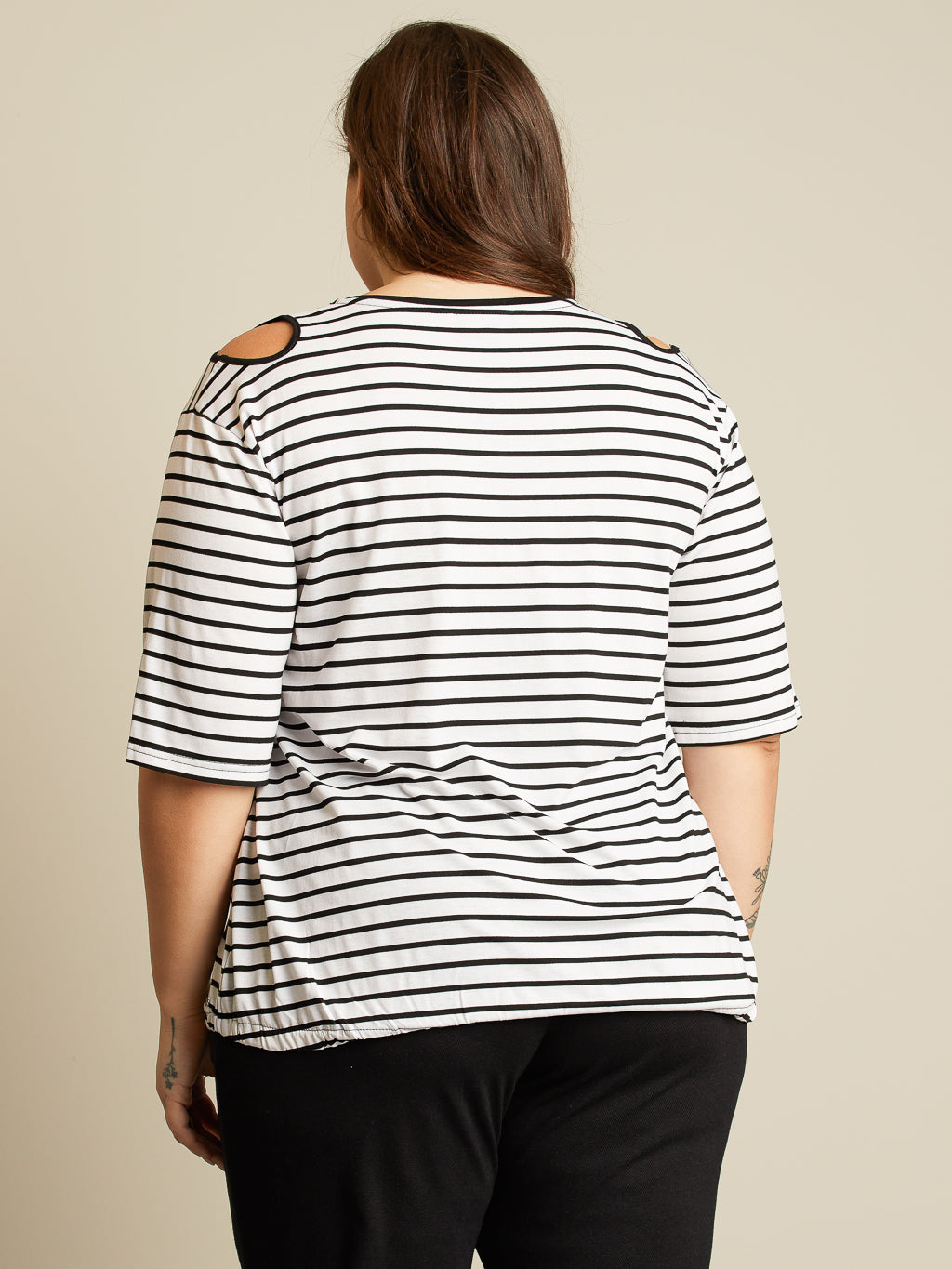 Loose short-sleeve t-shirt