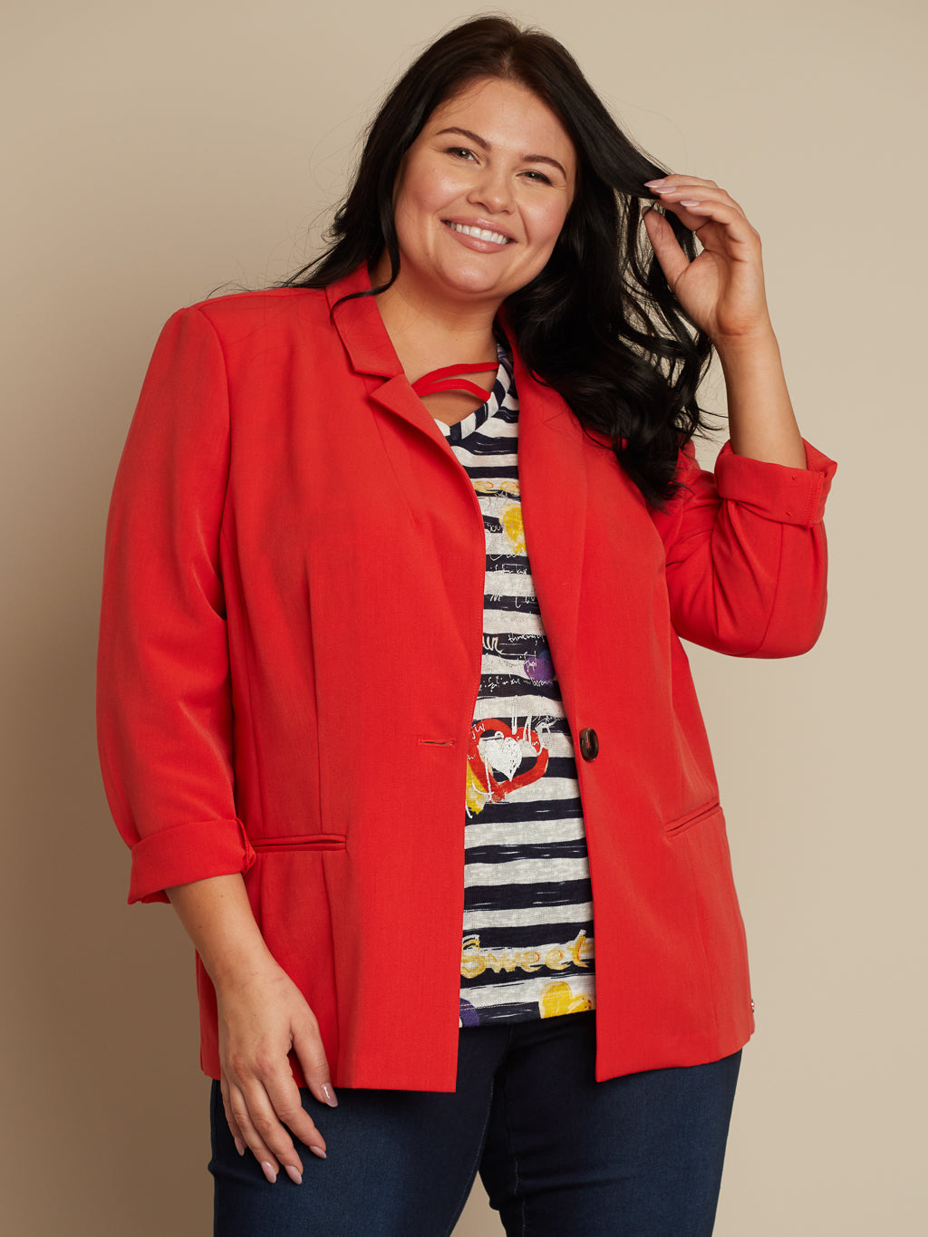 Semi-fitted blazer