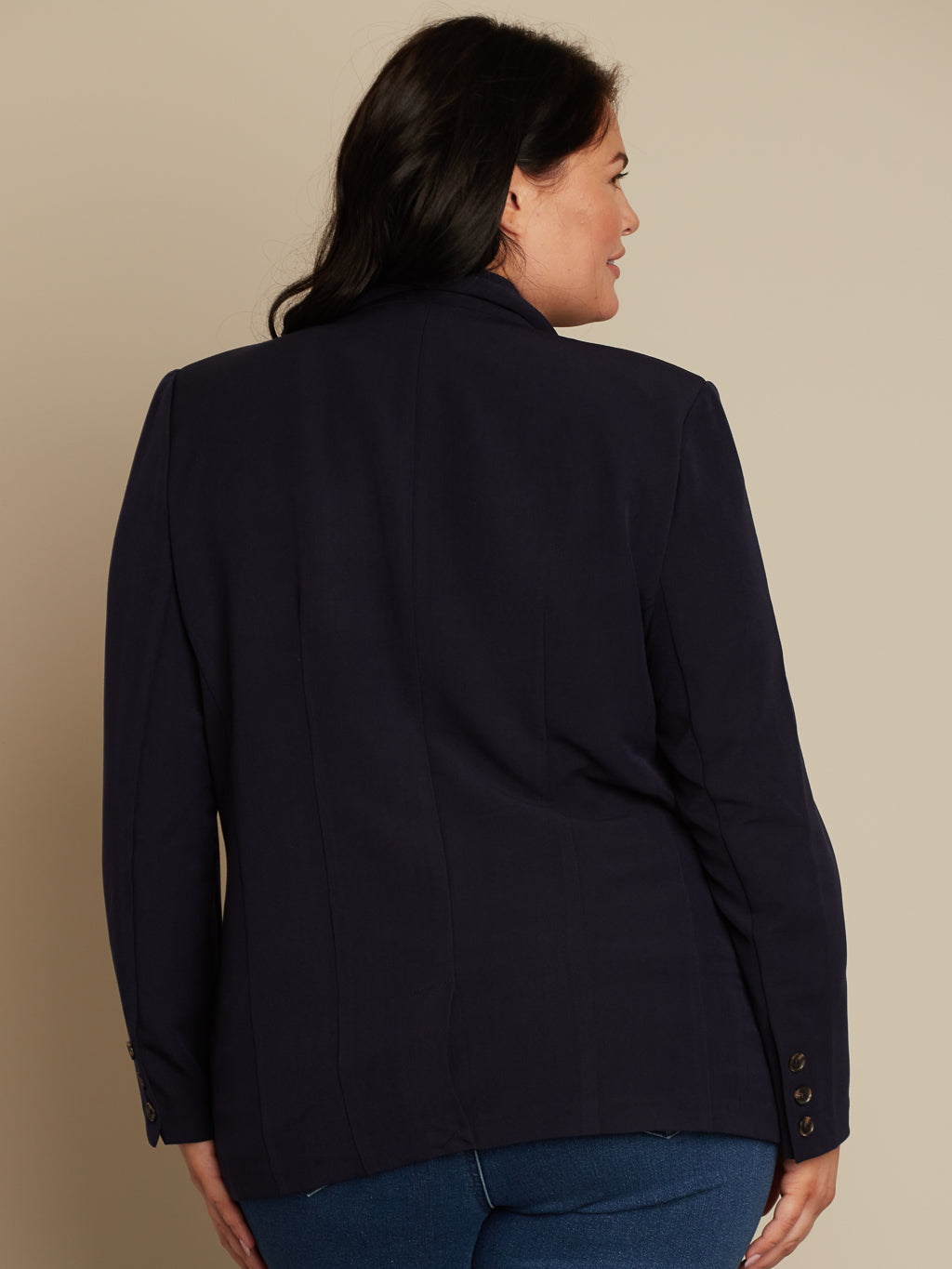Semi-fitted blazer