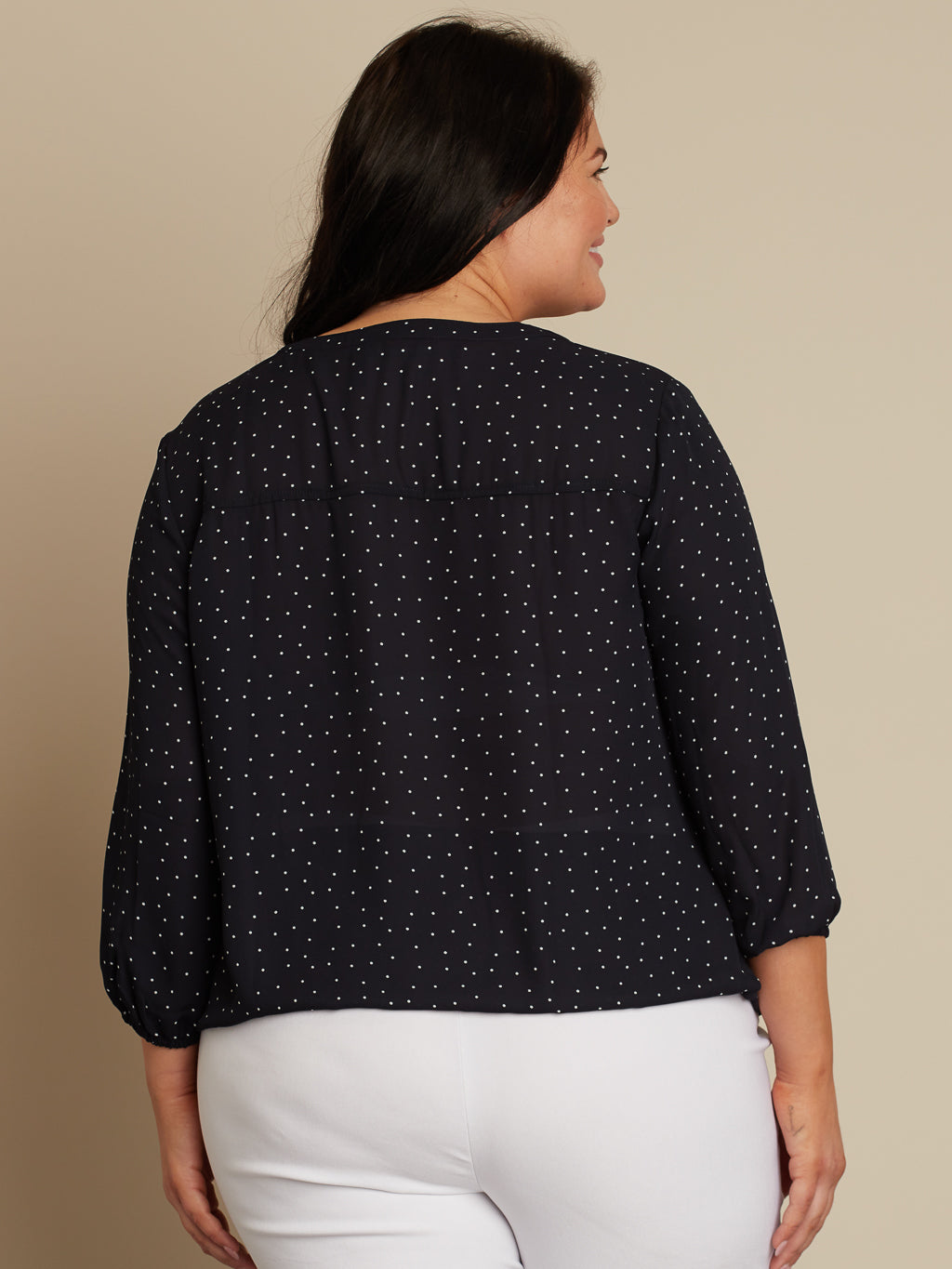 3/4-sleeve semi-fitted blouse
