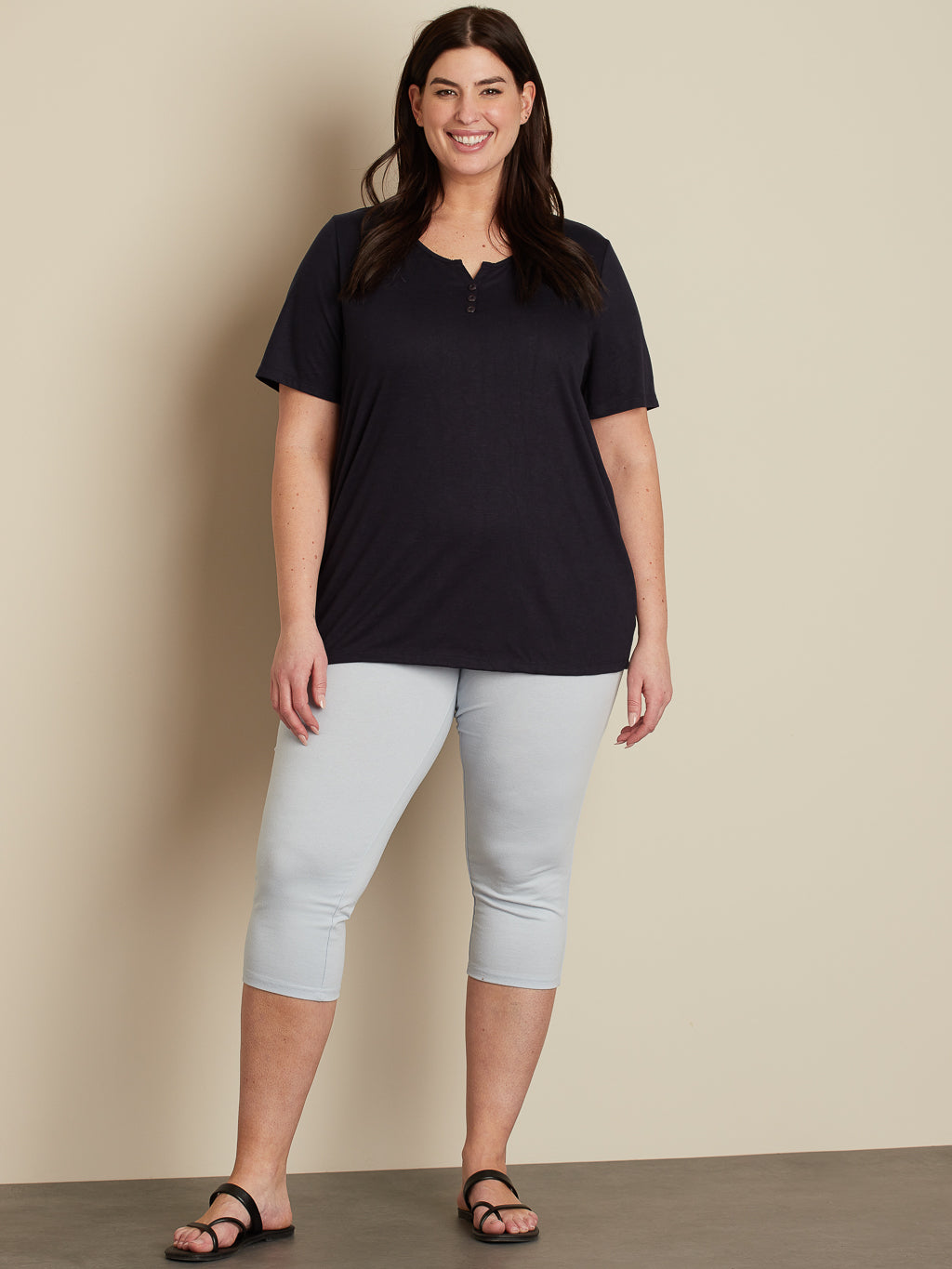 Skinny fitted knit pull-on capri 