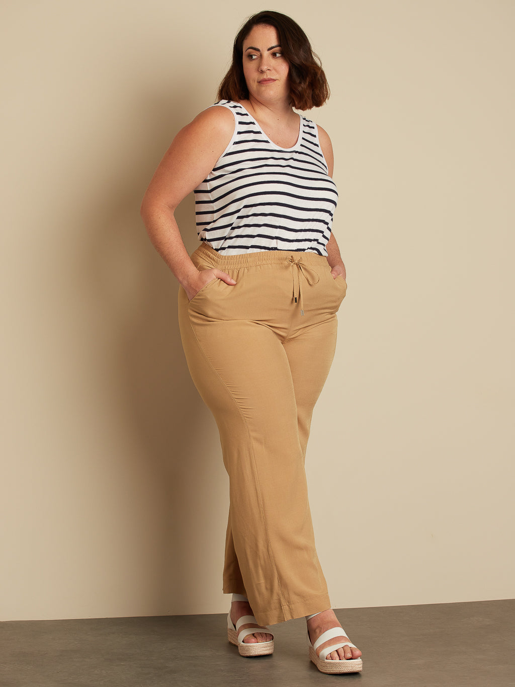 Straight casual pull-on pant
