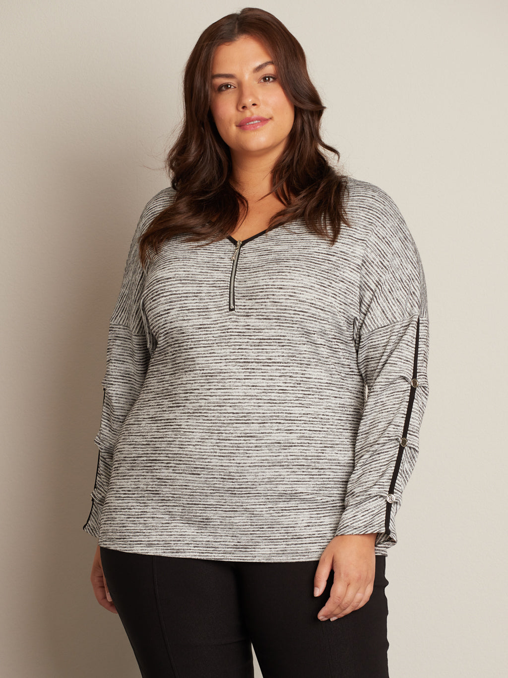 Long-sleeve loose fit t-shirt