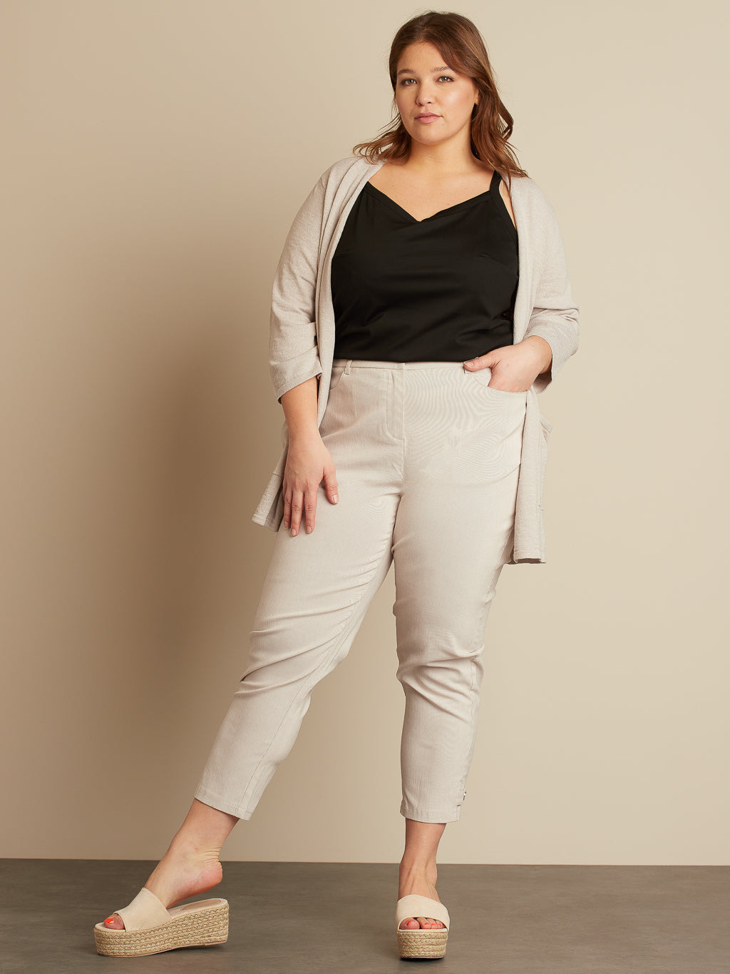 Semi-fitted 7/8 pant